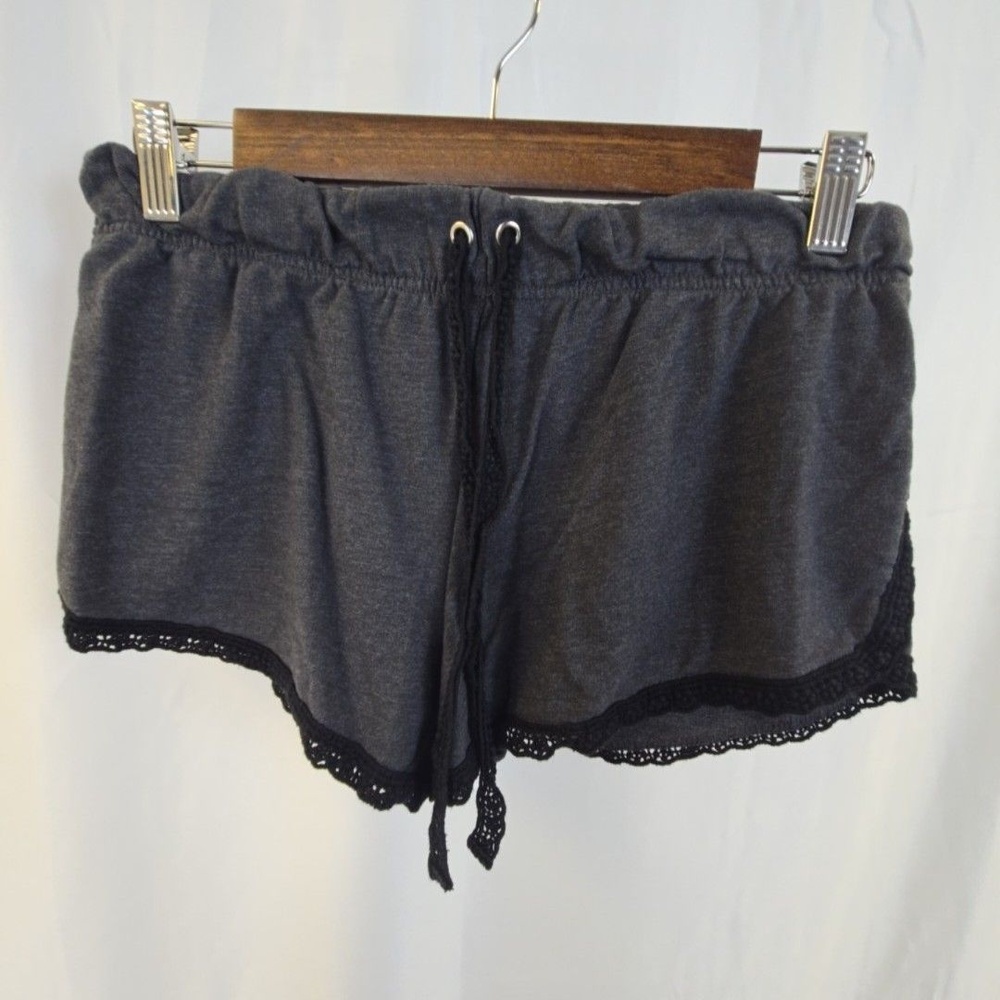 Derek Heart Shorts Juniors Small Gray Sweat Lounge Lace Trim Elastic Waist